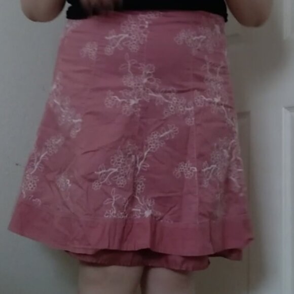 Vintage Axcess Liz Claiborne Pink Midi Skirt with Embroidered Floral Print - Picture 1 of 5